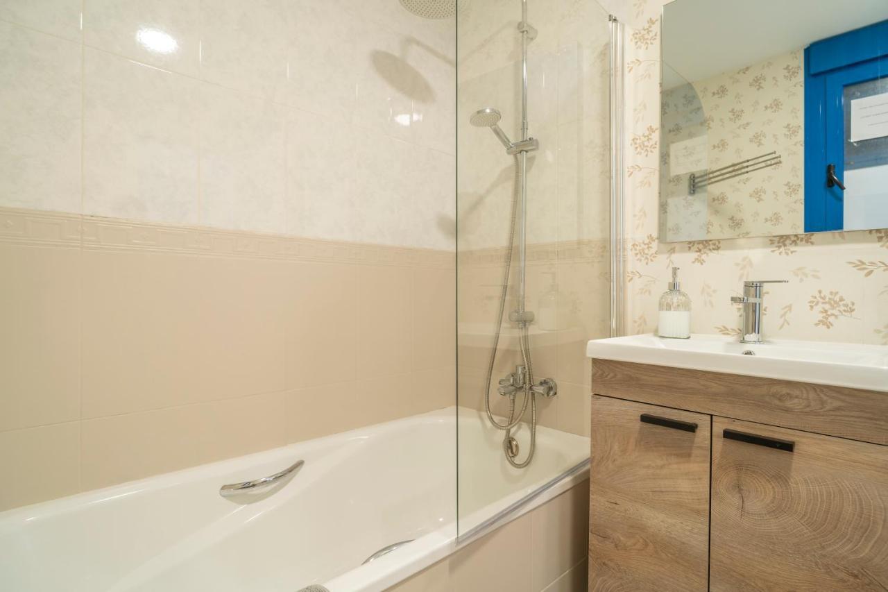 - Center B&c Apartament
